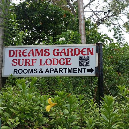 Dreams Garden Surf Lodge Midigama Exterior photo